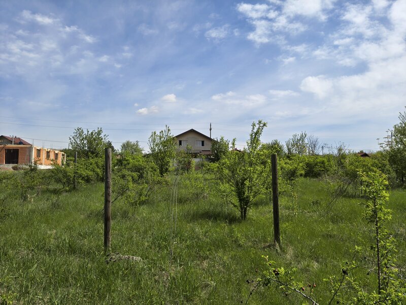 Peris, str. Orhideelor,